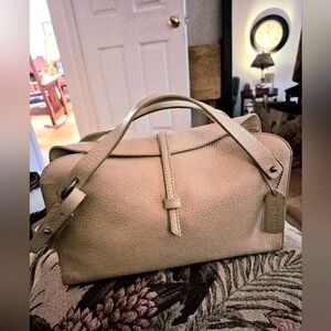 Dell'ga Beige Pebble Leather Bag